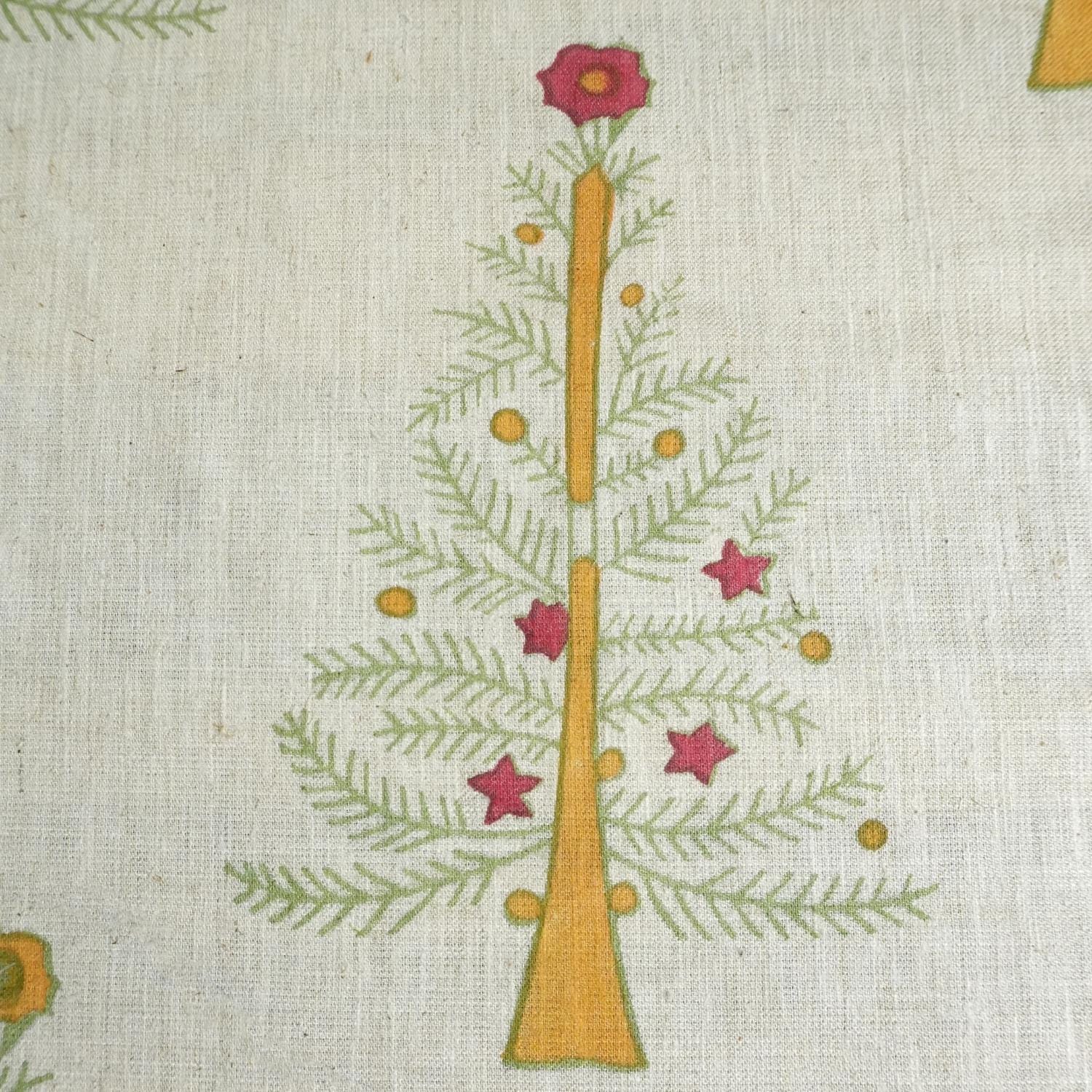 BLOCK PRINTED LINEN BLEND PINK AND GREEN FLORAL HANDMADE DECORATIVE CUSHION FABRIC - CHRISTMAS TREE