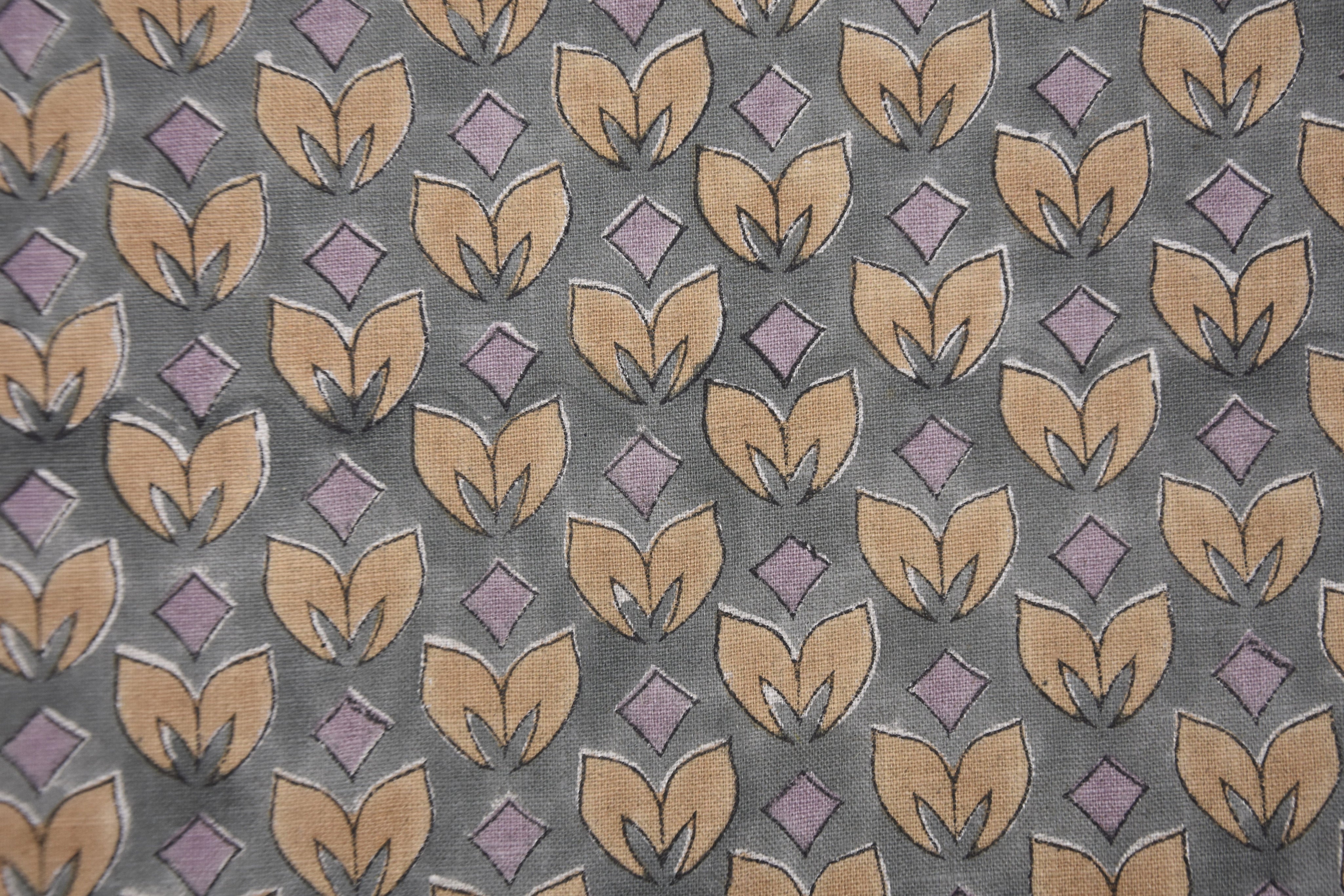 Table cloth pure linen 58" wide, block print fabric, fabric pillows and cushions, printed curtains, Indian fabric, linen fabric - TITLEE