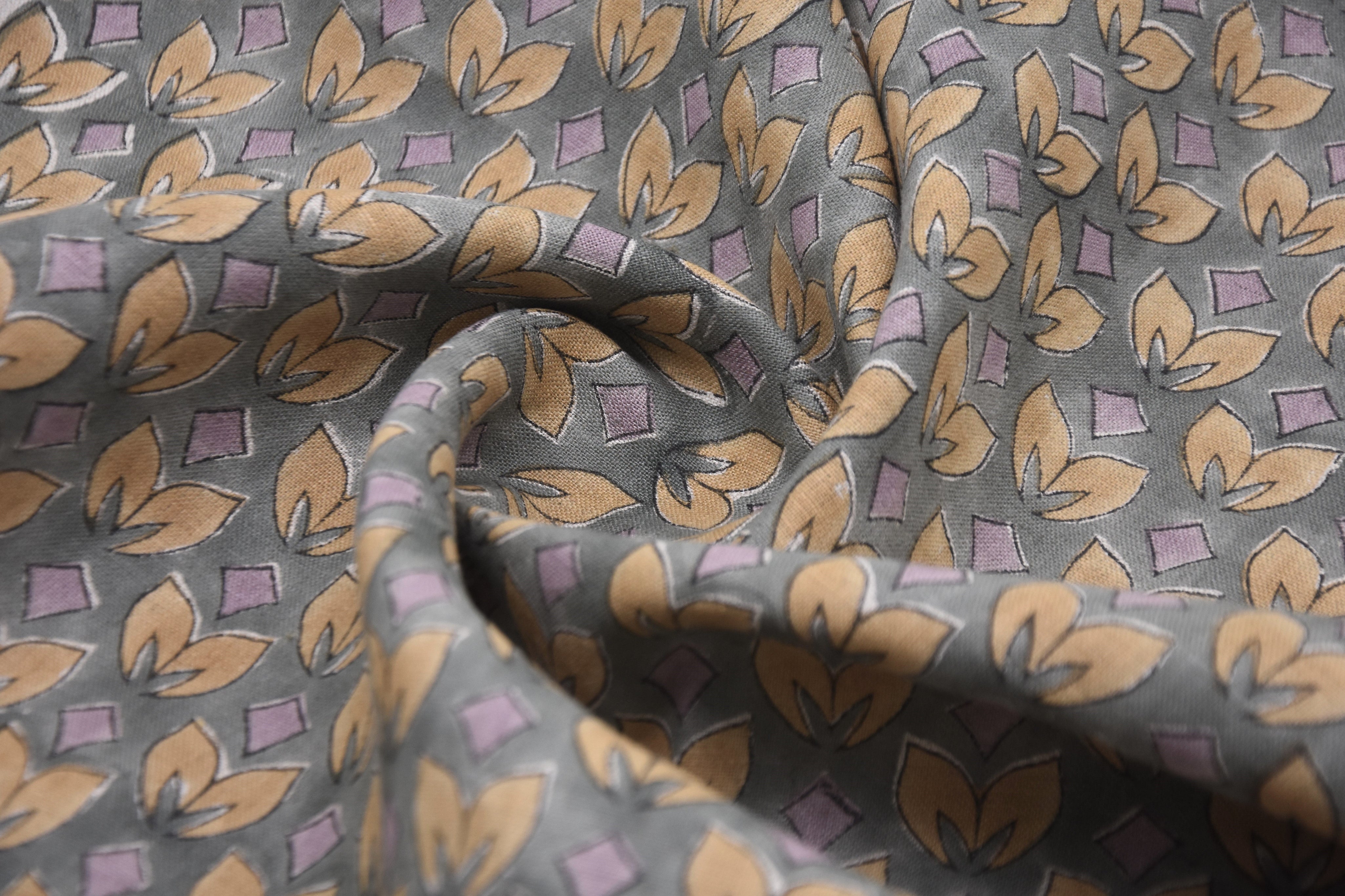 Table cloth pure linen 58" wide, block print fabric, fabric pillows and cushions, printed curtains, Indian fabric, linen fabric - TITLEE