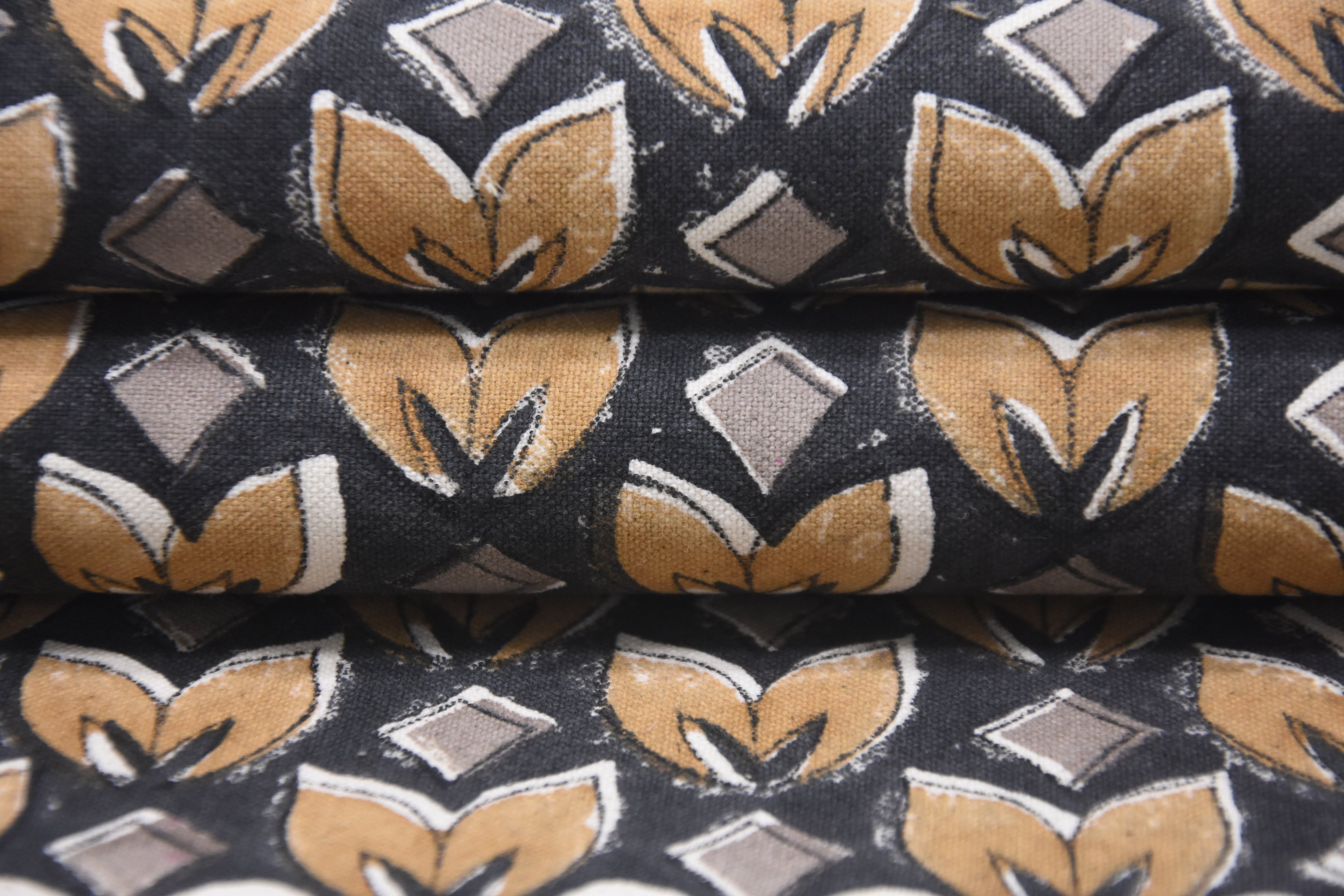 Block print fabric, thick cotton white 63" wide, linen fabric for pillows, decorative cushions, lampshade, linen window curtains - TITLEE