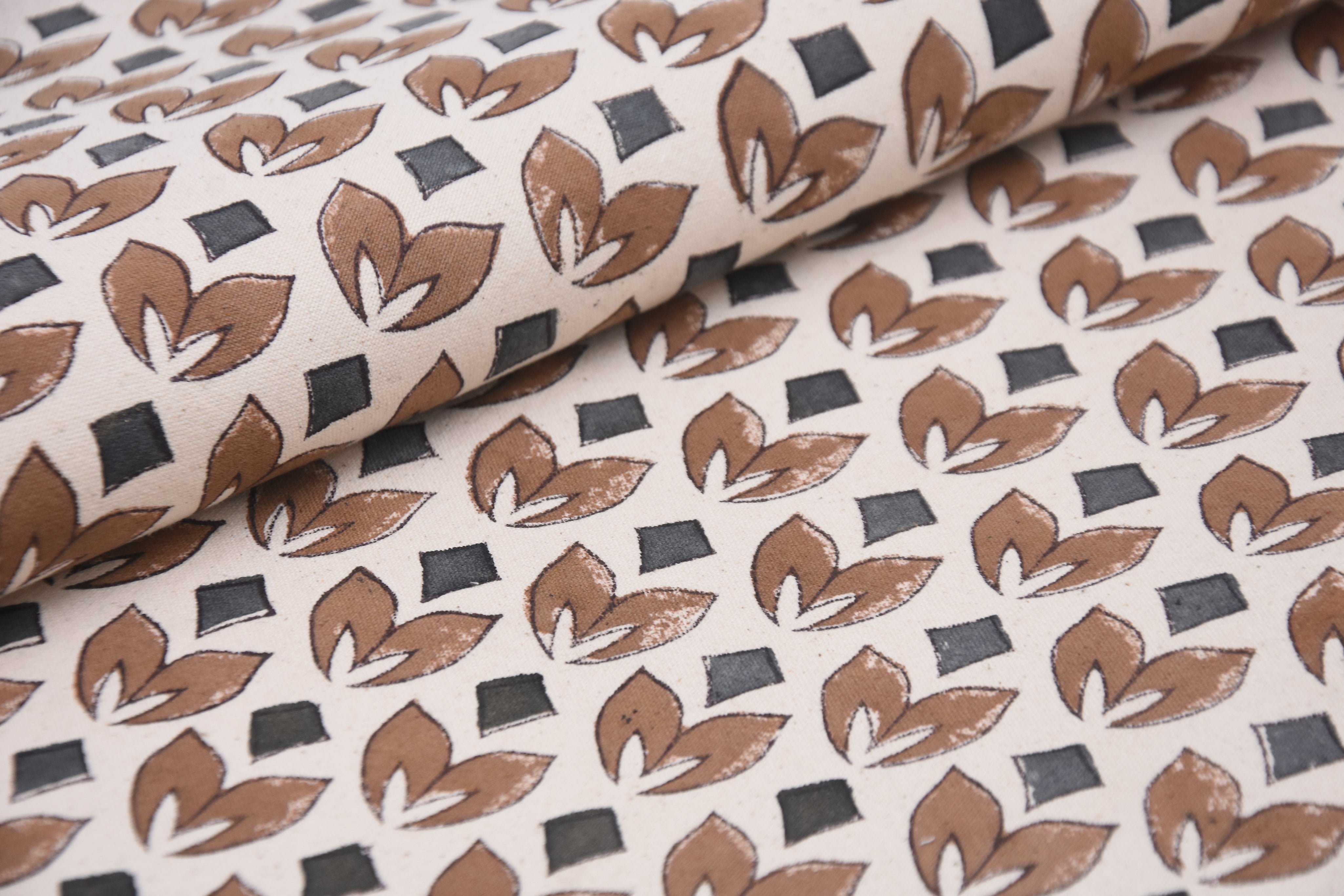 Block print thick cotton 44" wide, cotton fabric, hand block linen for decorative cushions and pillows, linen window blinds - TITLEE