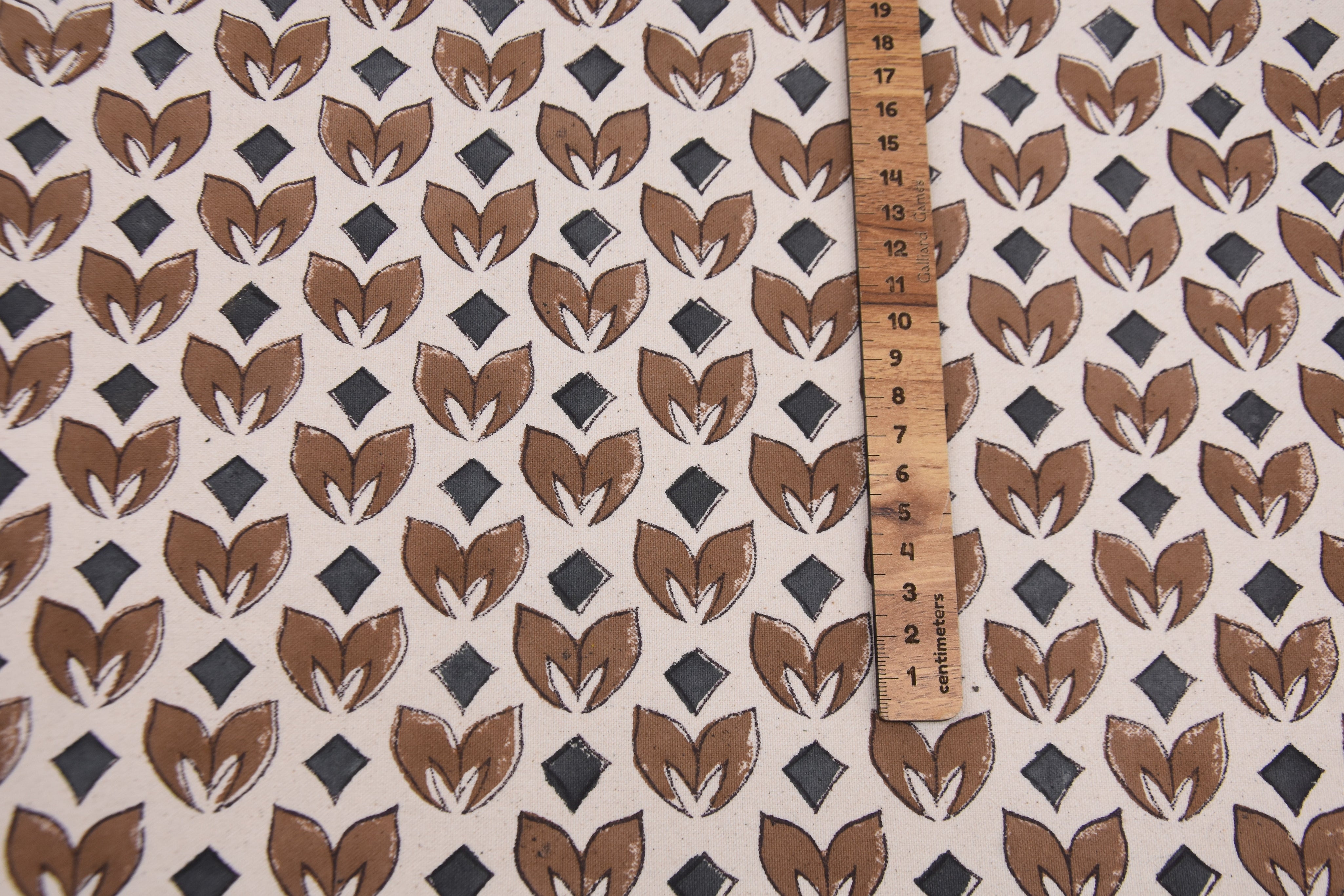 Block print thick cotton 44" wide, cotton fabric, hand block linen for decorative cushions and pillows, linen window blinds - TITLEE