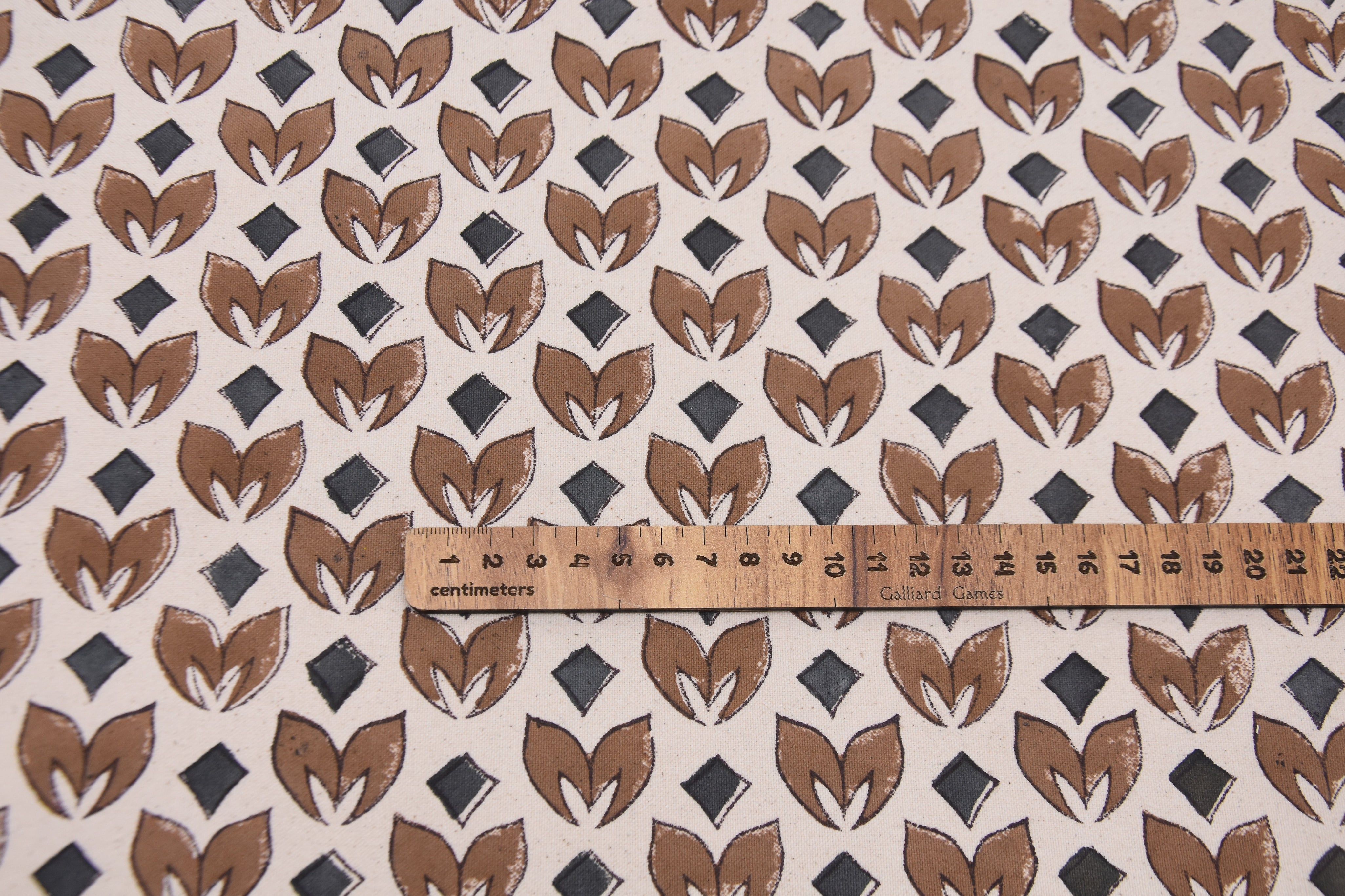 Block print thick cotton 44" wide, cotton fabric, hand block linen for decorative cushions and pillows, linen window blinds - TITLEE