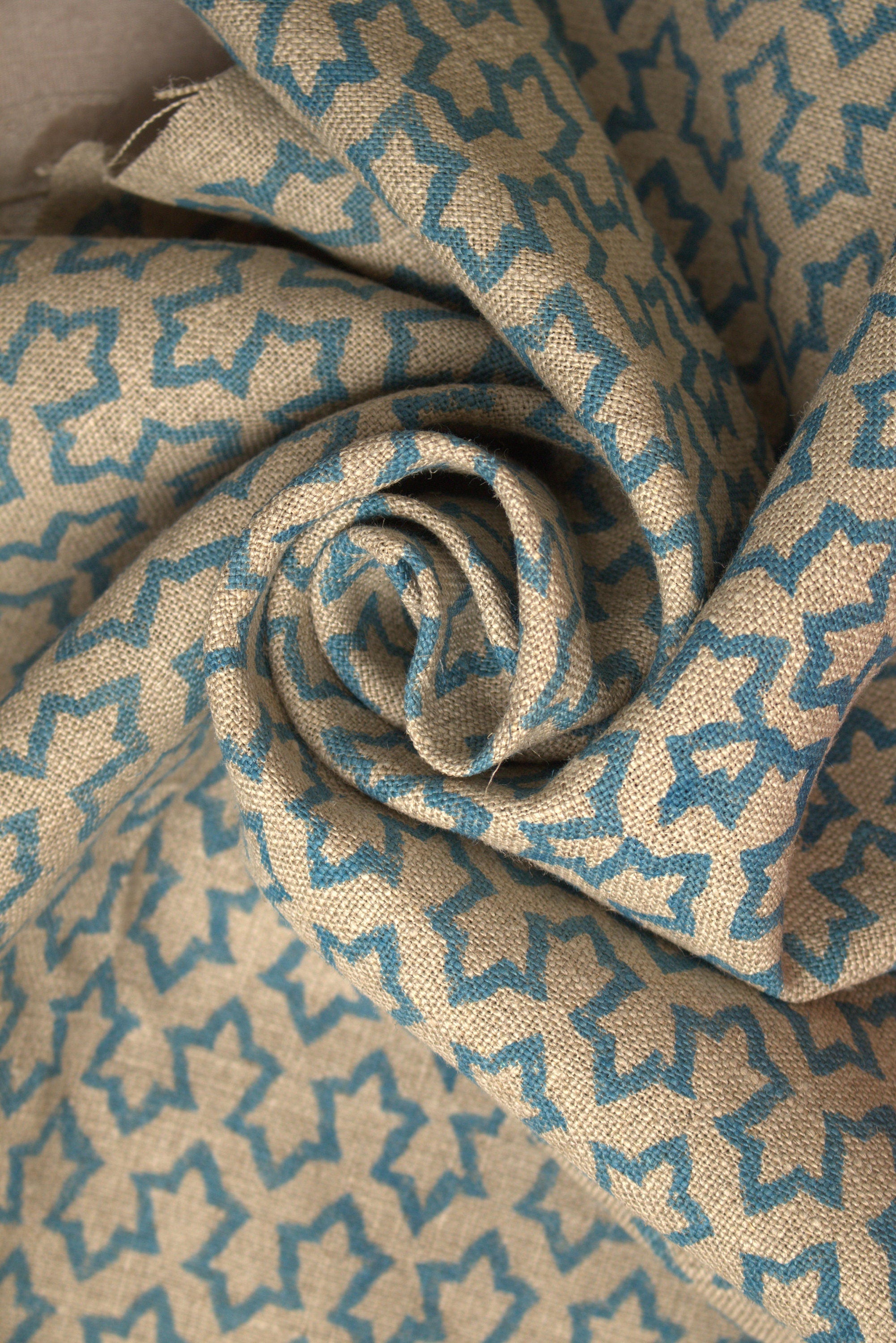 Block Print Linen Fabric, Zig Zag  Block Print Handloom Linen Fabric Linen Fabric Flower Light Tan Colour,Home Decor, Upholstery Fabric,Pillow Cover, Table Cloth