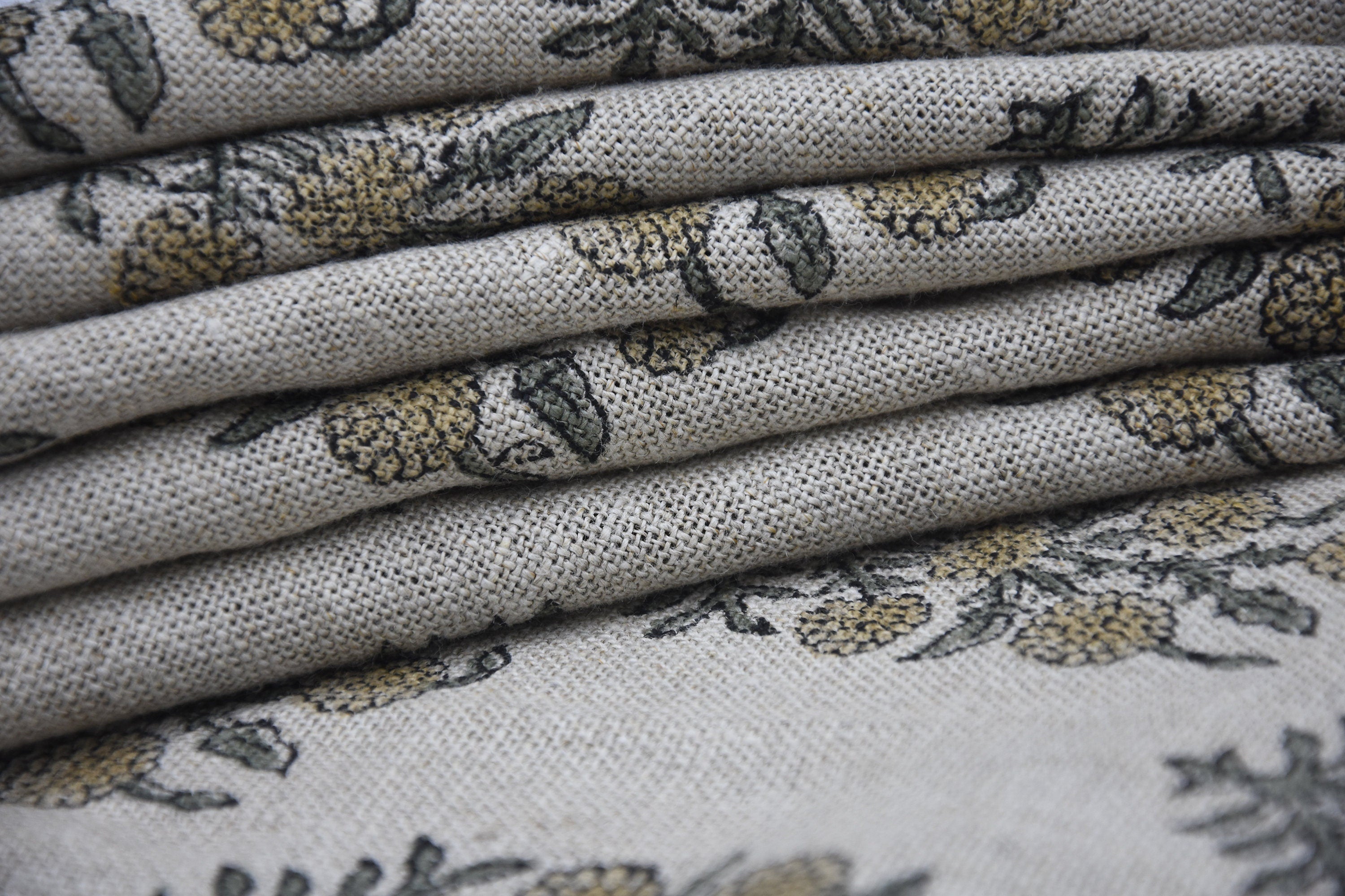 Block Print Thick Linen 58" Wide, Floral Fabric, Indian Cushion Cover, Farmhouse, Mustard Fabric, Throw Pillow - Hjara