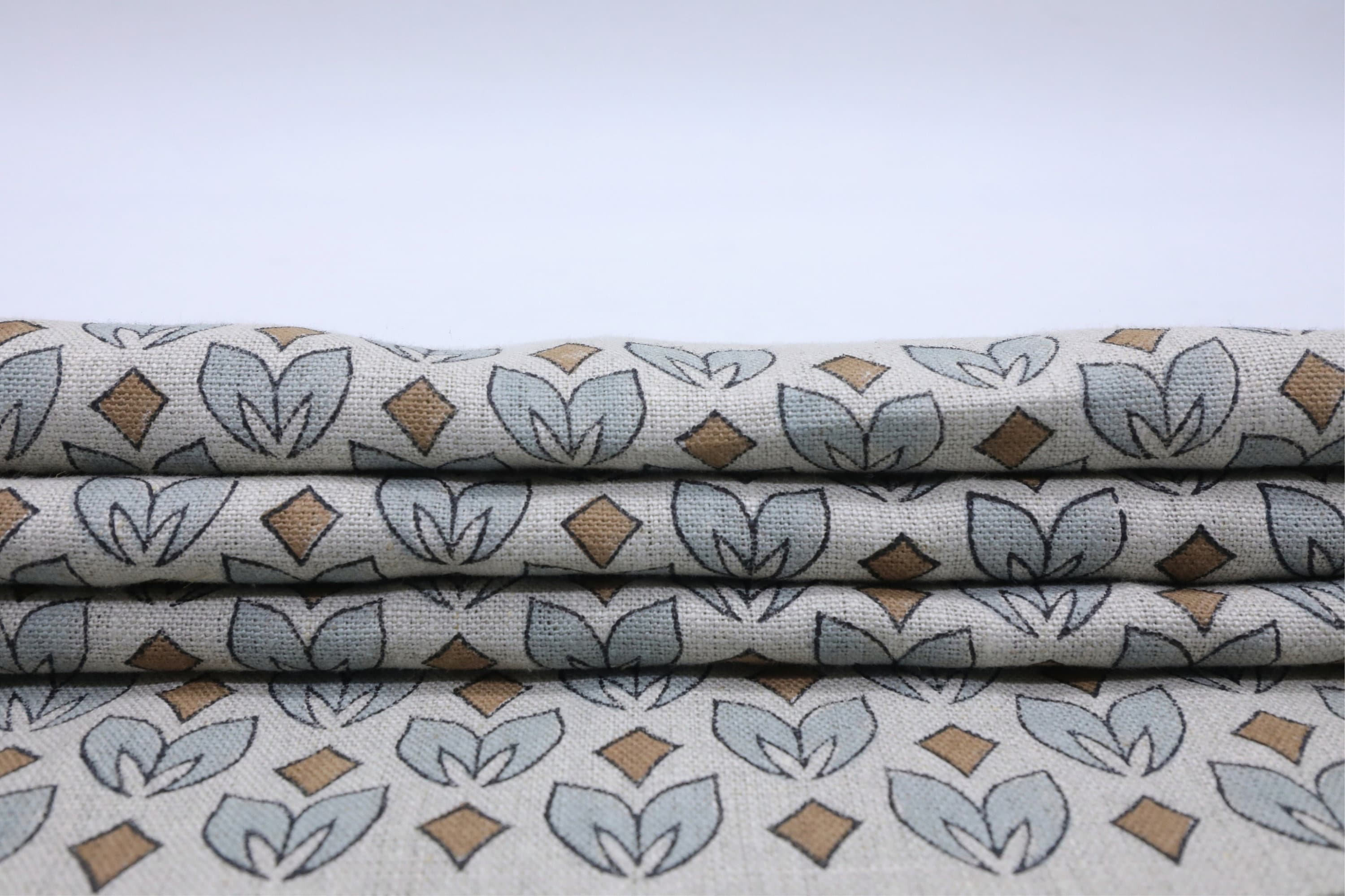 Floral blue block print fabric, thick linen pure 58" wide, Indian linen fabric, upholstery for couch cover - TITLEE