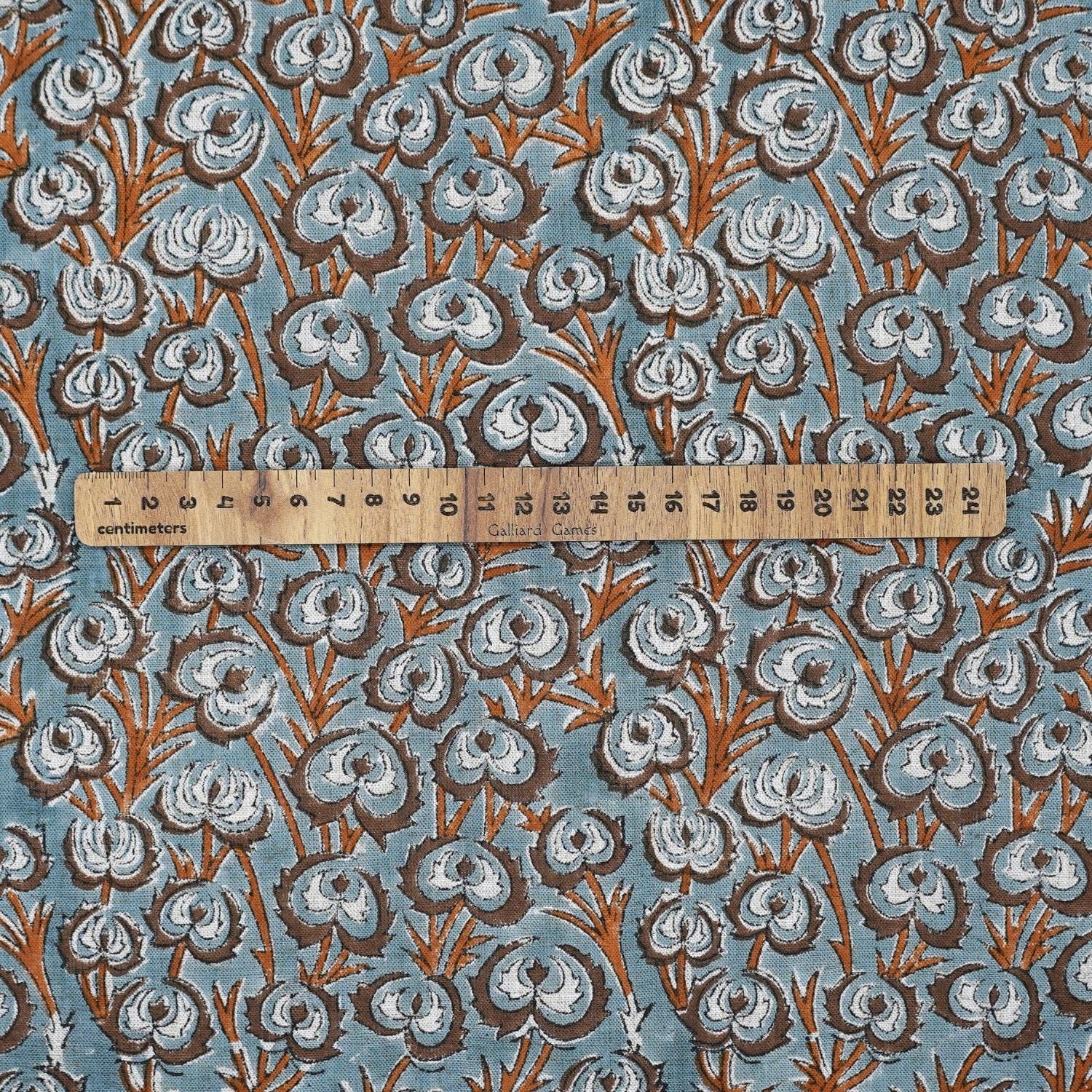 HAND BLOCK PRINTED FABRIC GRAY AND BROWN HEART VINE – FLORAL VISCOSE LINEN FOR ELEGANT LIVING ROOM
