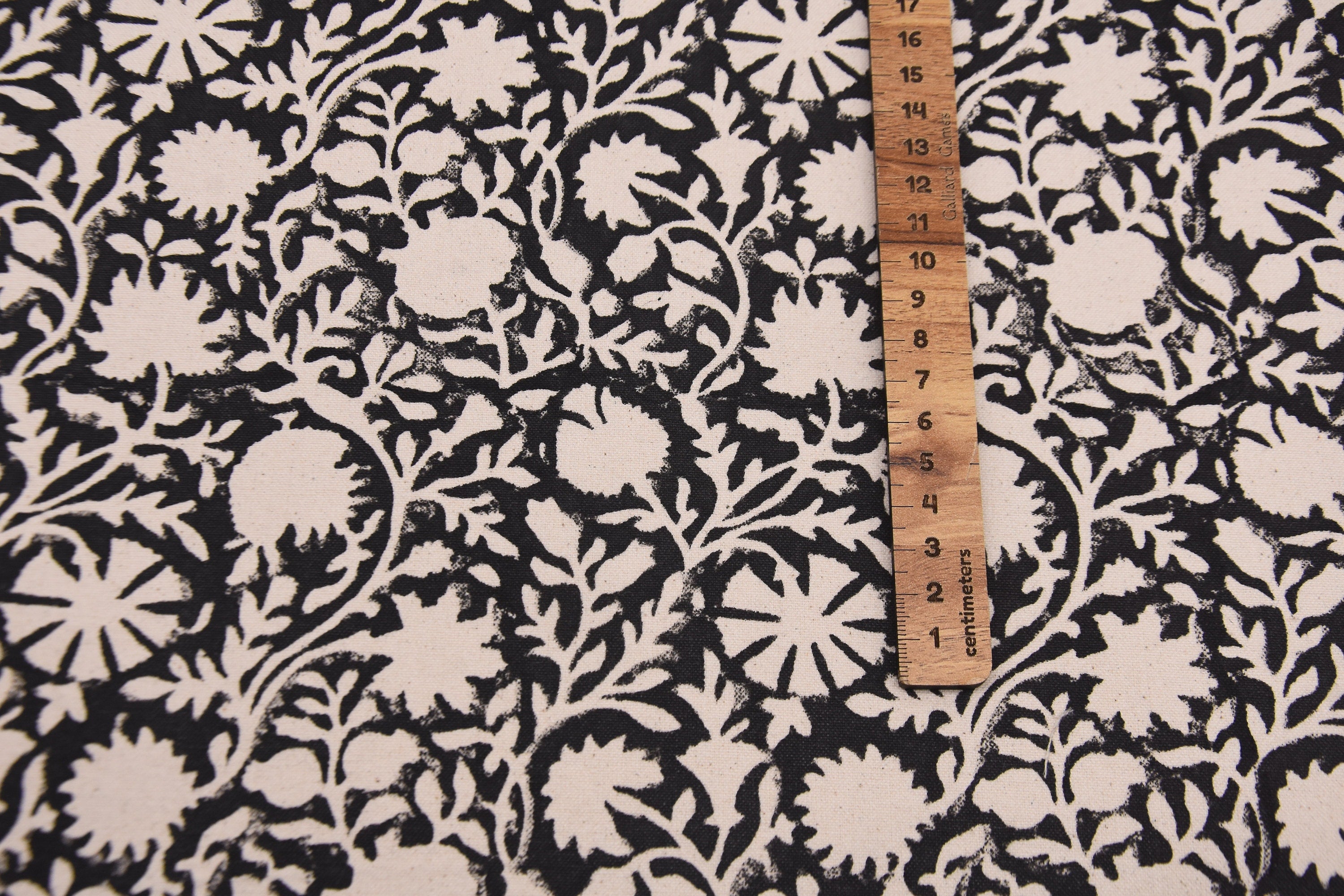 Block print linen fabric, thick cotton 44" wide, Indian fabric, window shades and curtains, durable cotton fabric - CHAKRI