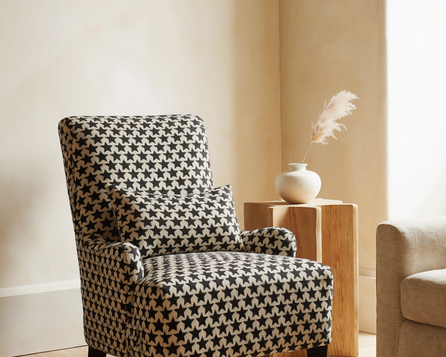 2026 Black Star Fabric: USA’s Unseen Style Spark!