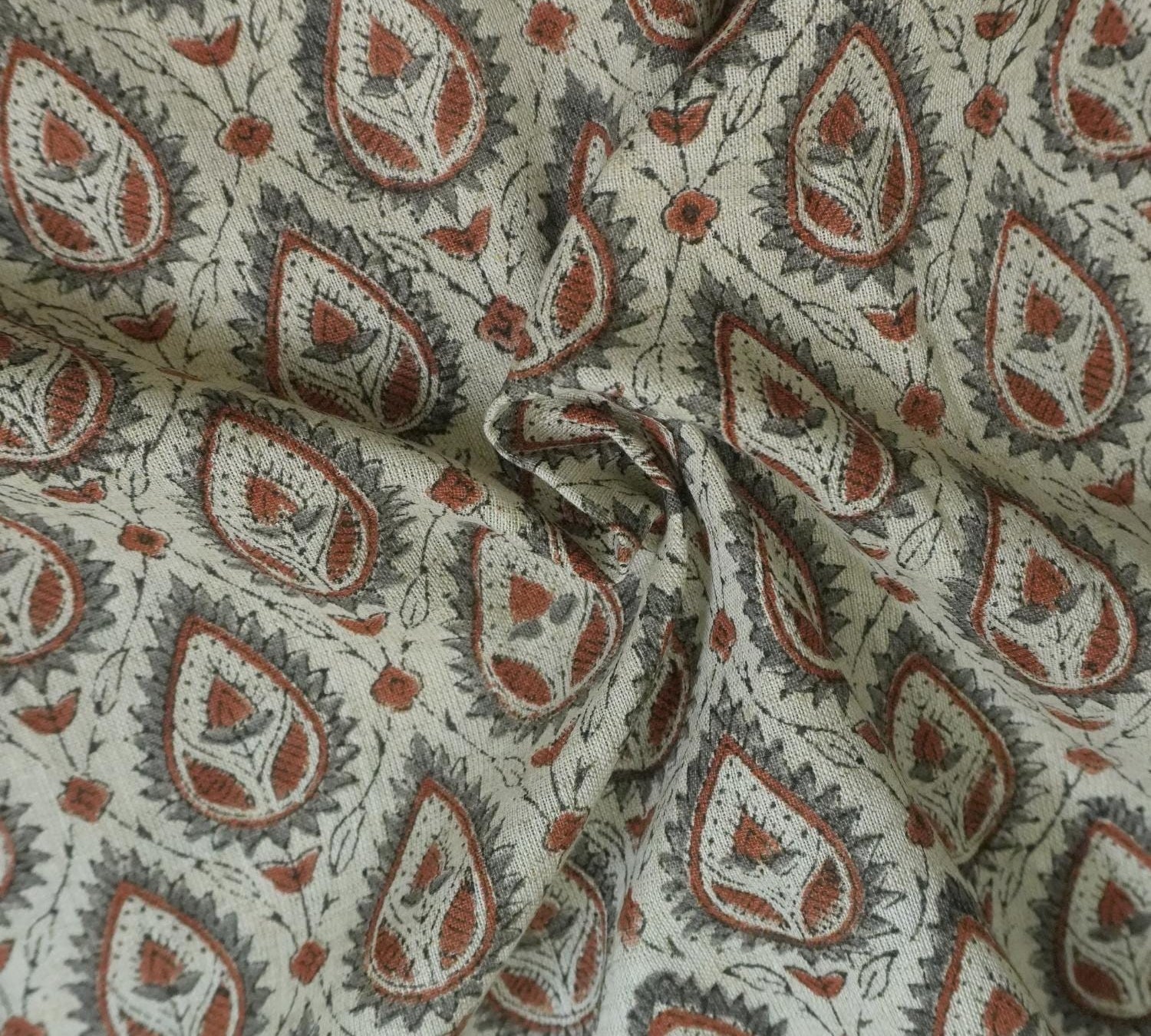 Floral viscose linen fabric, Indian style for table runners and cushion covers, Indian floral print on cotton blend, perfect for bohemian dining and chairs Earthy cotton mix fabric, block print for rustic napkin and table décor.