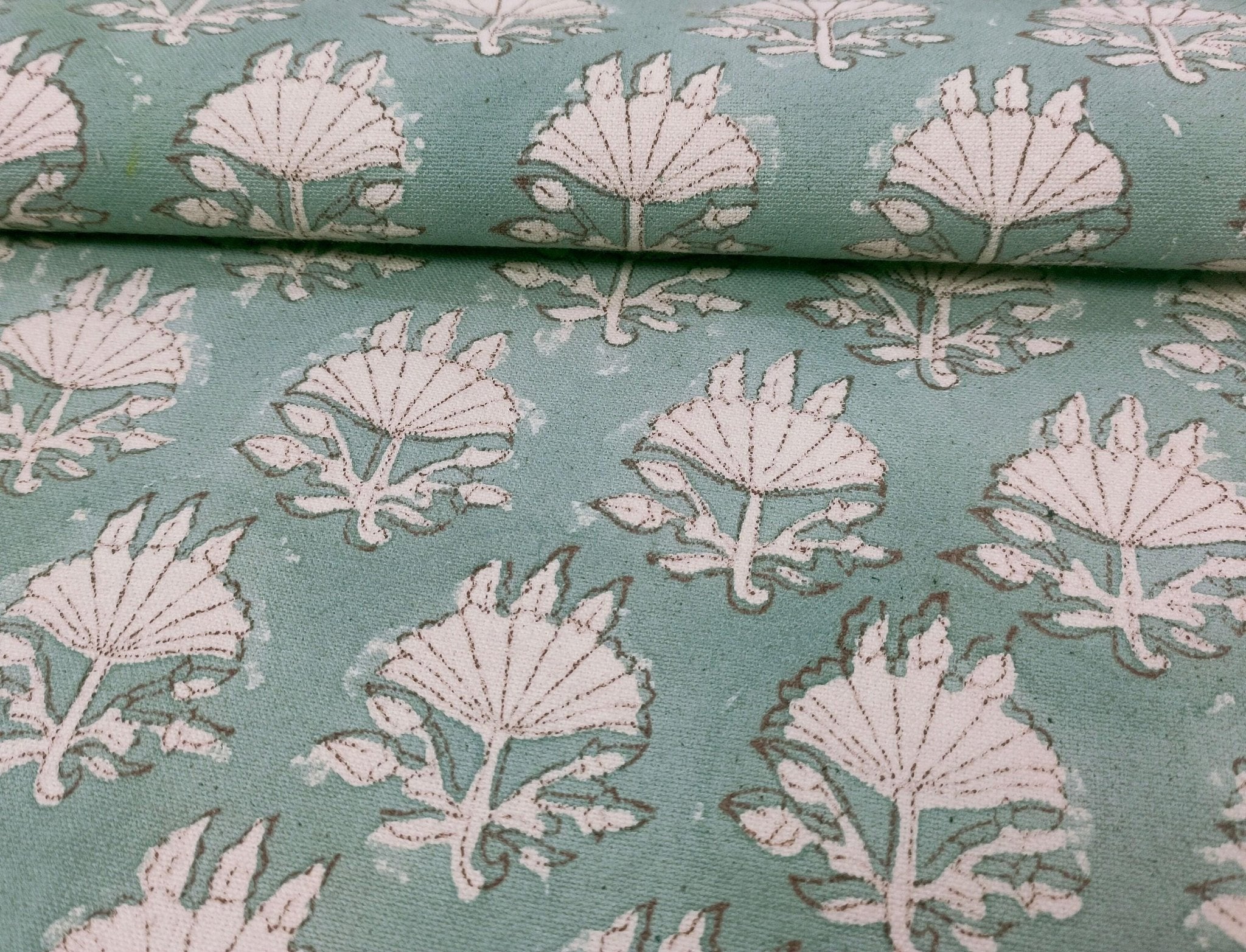 Boho-style floral print on thick linen for Indian handmade napkins and drapes
Floral Indian design on heavy linen for chair upholstery and living room 
Indian floral print on thick linen, ideal for farmhouse curtains and pillows
Thick block printed linen fabric, Indian floral pattern for rustic upholstery,