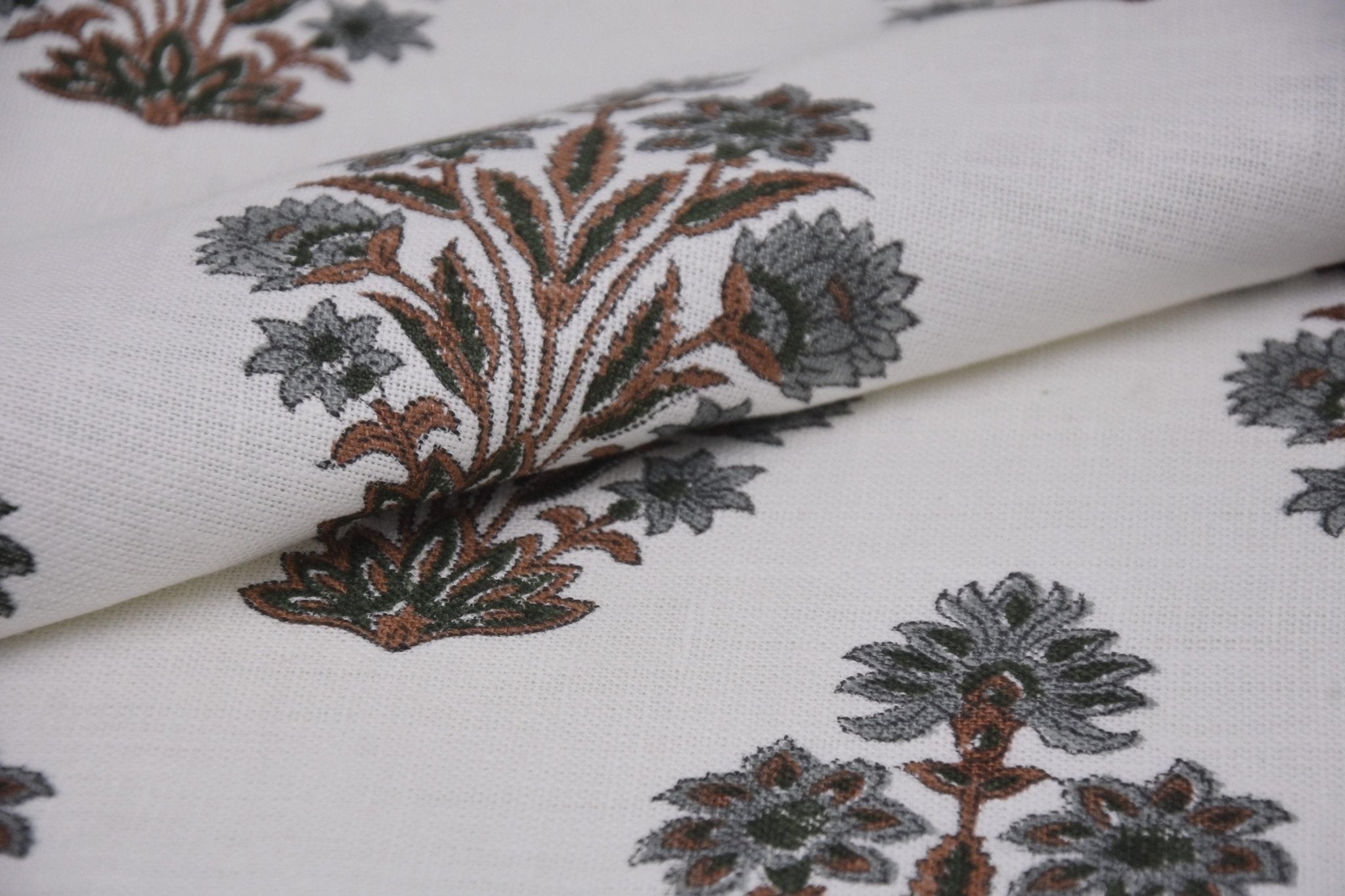 58-Inch Pure Linen Fabric for Rustic Upholstery and Decor, Linen Fabric with Block Prints for Vintage Country Interiors, Indian Block Print Off White Linen for Dining Table Linens, Natural Linen for Floral Pillowcases, Drapes, and Covers.