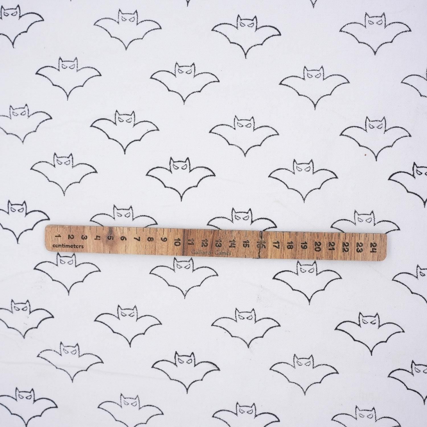 Block Print Thick Cotton White Decorative Halloween Party Cushion Cover Fabric with Bat Design