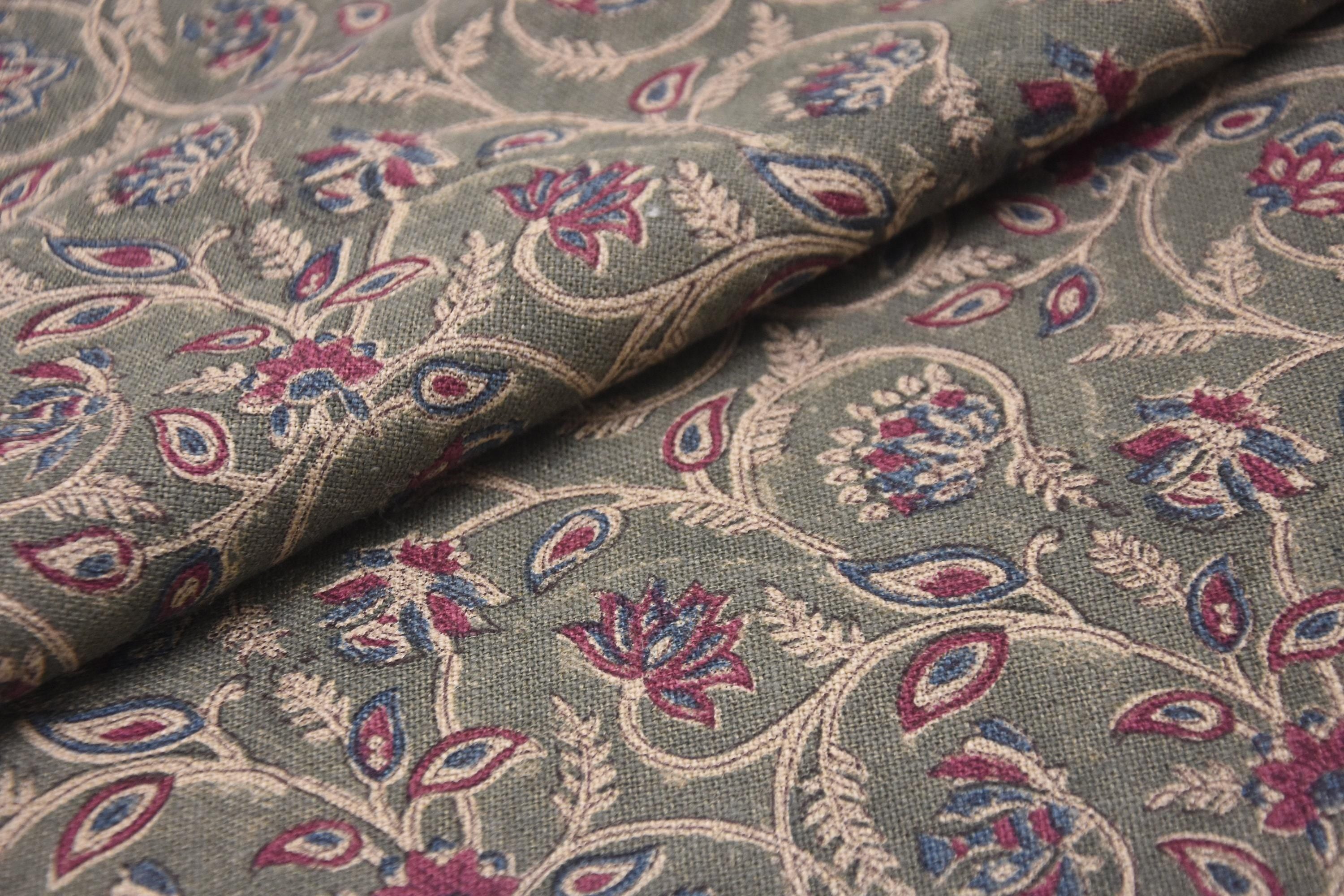 Rustic boho linen with hand block print for tables and windows
Decorative linen fabric with Indian floral block print for home accents
Upholstery-grade pure linen with block printing for pillows and seats.