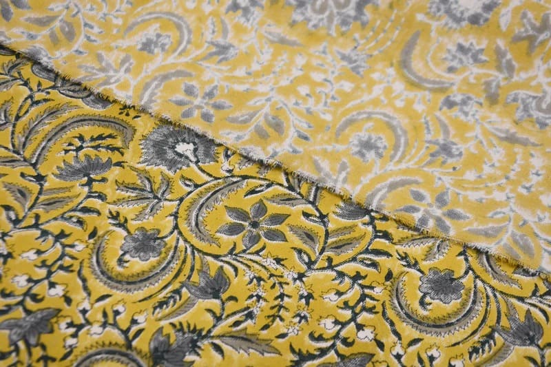 Artisan Hand Block Print Grey Thick Cotton White Fabric - Kundanvan
