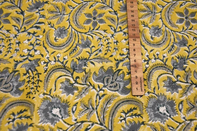 Artisan Hand Block Print Grey Thick Cotton White Fabric - Kundanvan