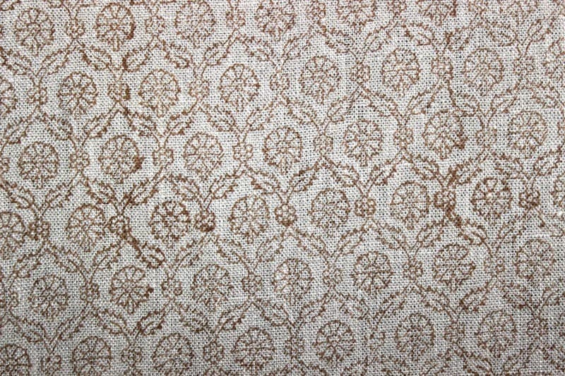 Handfinished-BlockPrintThickLinenFabricForpillow-Shenaaj_2.jpg