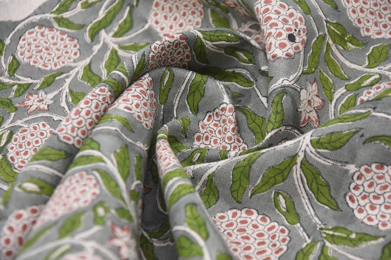 Handmade Block Print Red Pure Linen Fabric For Farmhouse - Merakhi