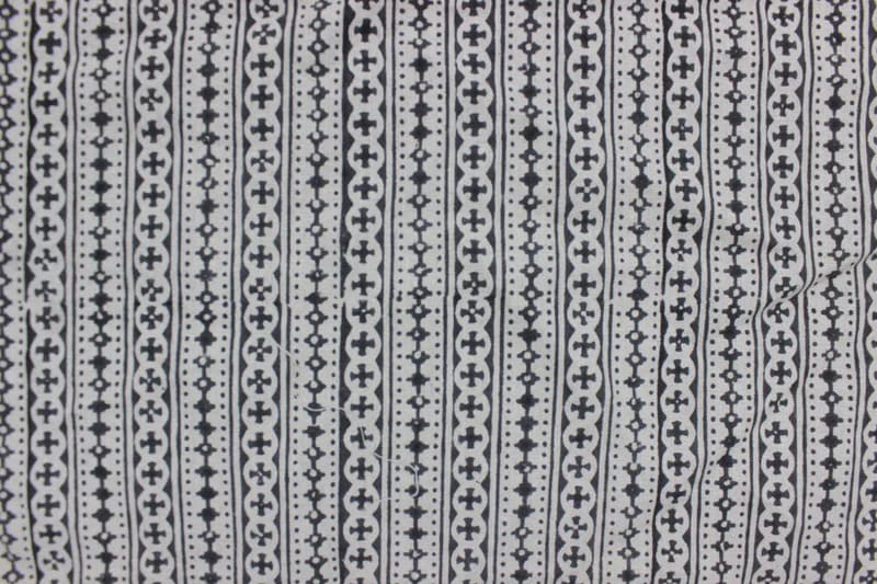 Handmade Block Printed Grey & Black Floral Pure Linen Fabric – DOJI