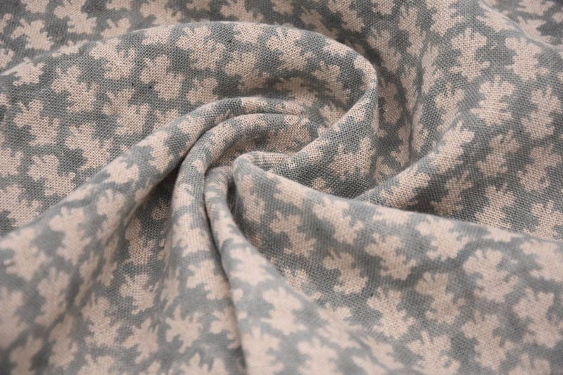 artisan-handmade-block-print-beige-floral-thick-linen-fabric-traz_2.jpg