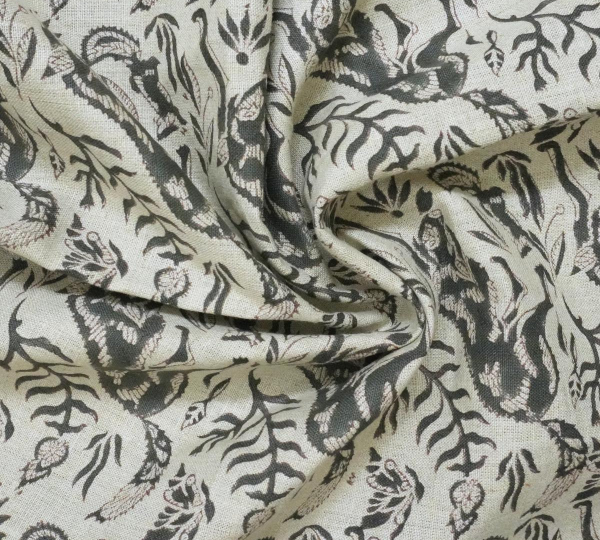 Heavy Linen with Floral Block Prints, Great for Decorative Pillow Covers Eco-Friendly Linen Fabric with Block Print, Great for Custom Decor Pieces Block Printed Linen Fabric with 58-Inch Width Natural Linen Fabric with Hand Block Print, Suitable for Tablecloths and Pillow Covers .