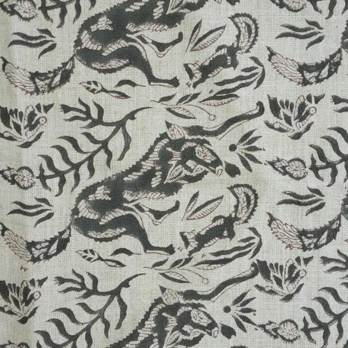 Fabritual Linen with Handmade Prints for Home and Crafting ndian Block Print on Natural Linen Fabric for High-End Home Projects Natural Linen Fabric with Traditional Block Motifs for Crafts and Home Use .