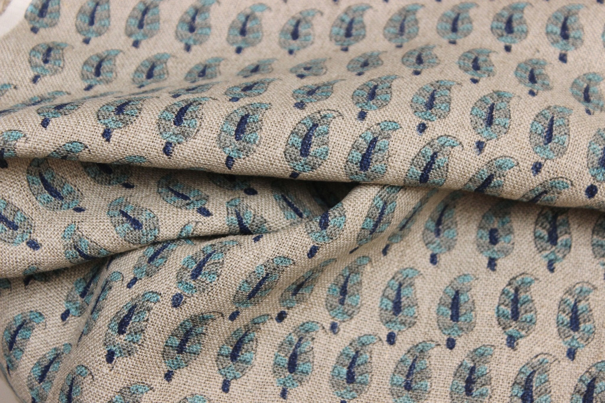 Block Print Linen Fabric, Li'L Paisley  Home Decor Linen, Thick Linen  Cotton Mughal Block Print Fabric, Pillow Cushion, Table Cover, Upholstery  Organic & Natural