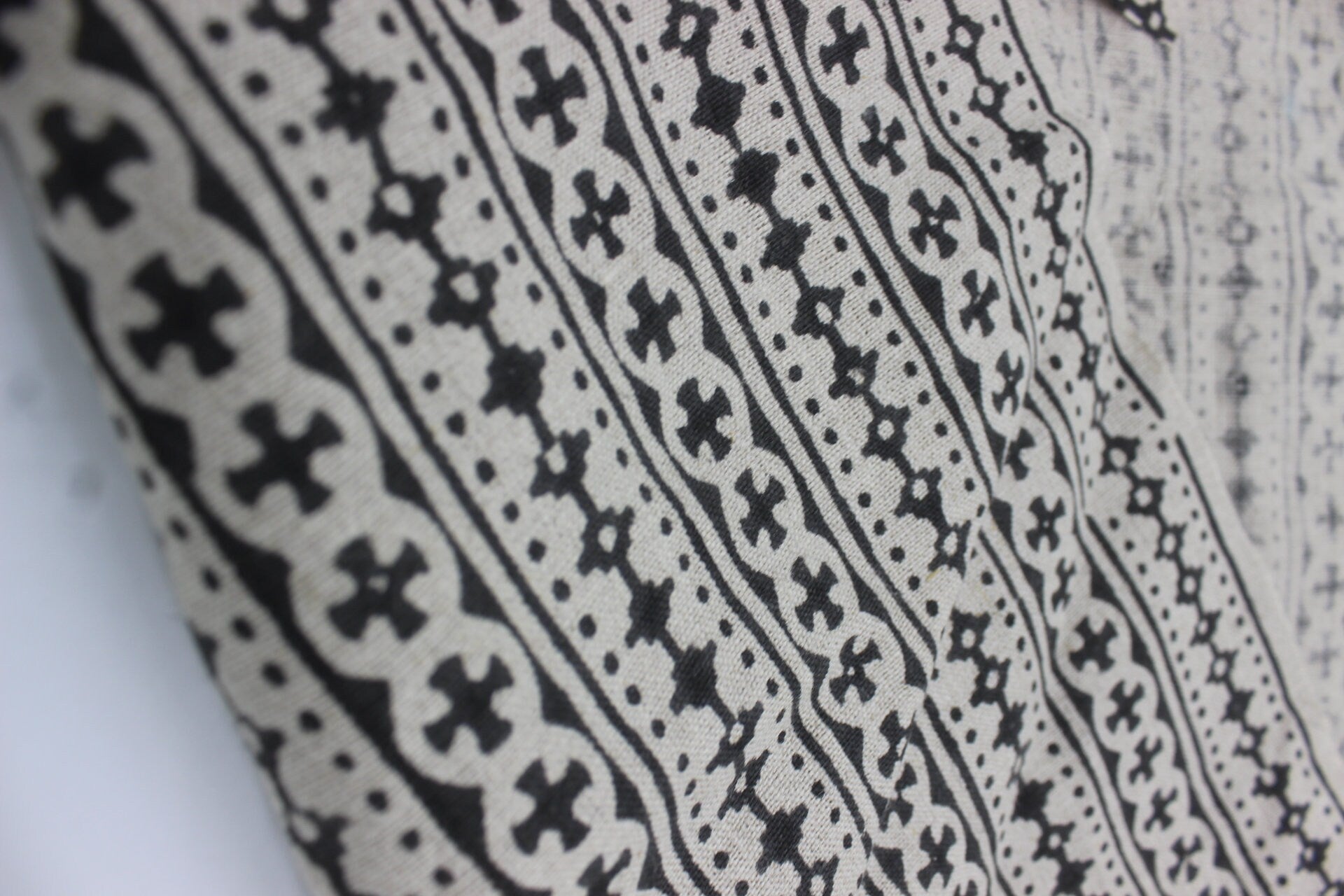 Hand Block Print, Pure Linen, Indian Fabric, Sofa Cushion Fabric, home décor, traditional fabric, Linen fabric - DOJI