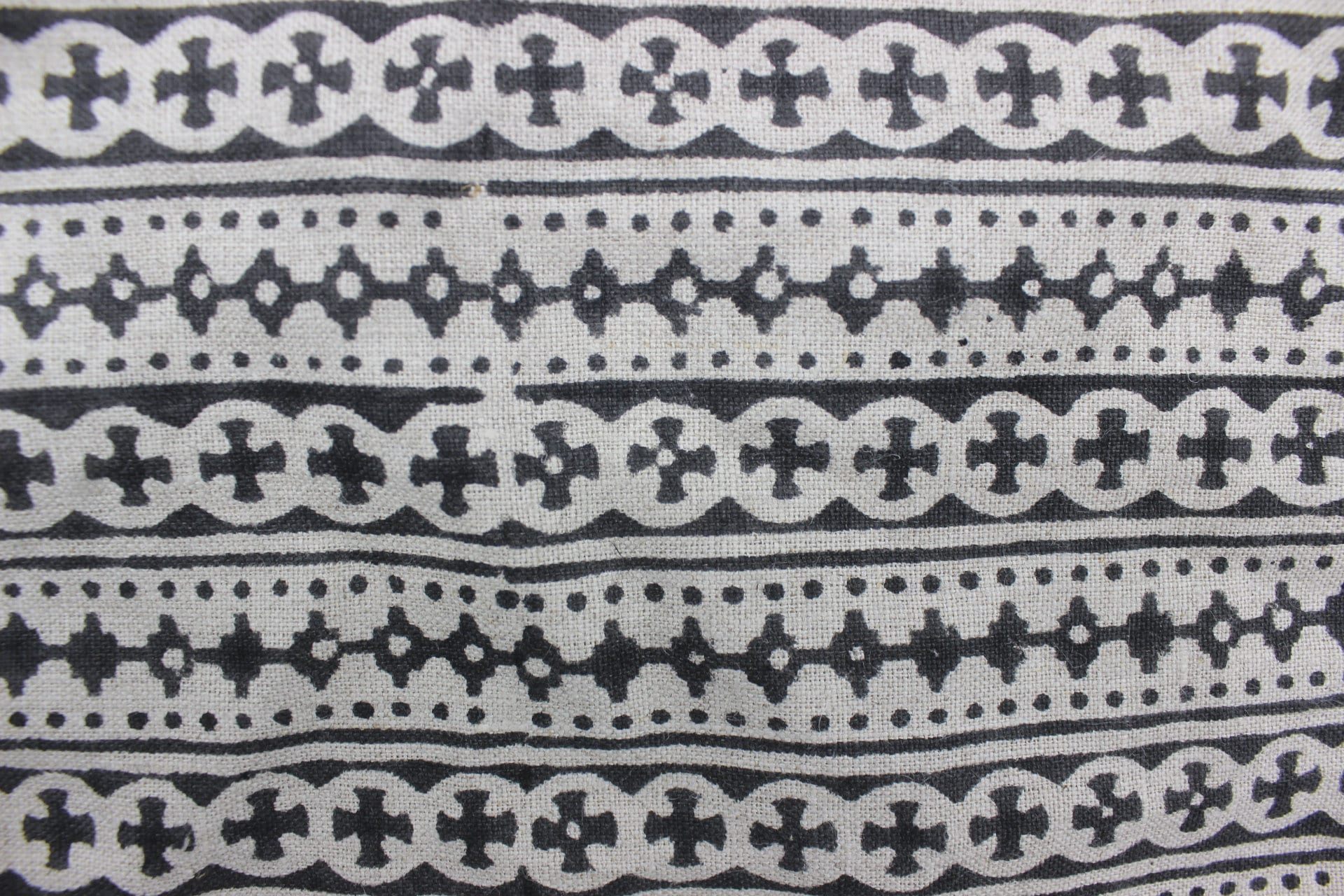 Hand Block Print, Pure Linen, Indian Fabric, Sofa Cushion Fabric, home décor, traditional fabric, Linen fabric - DOJI