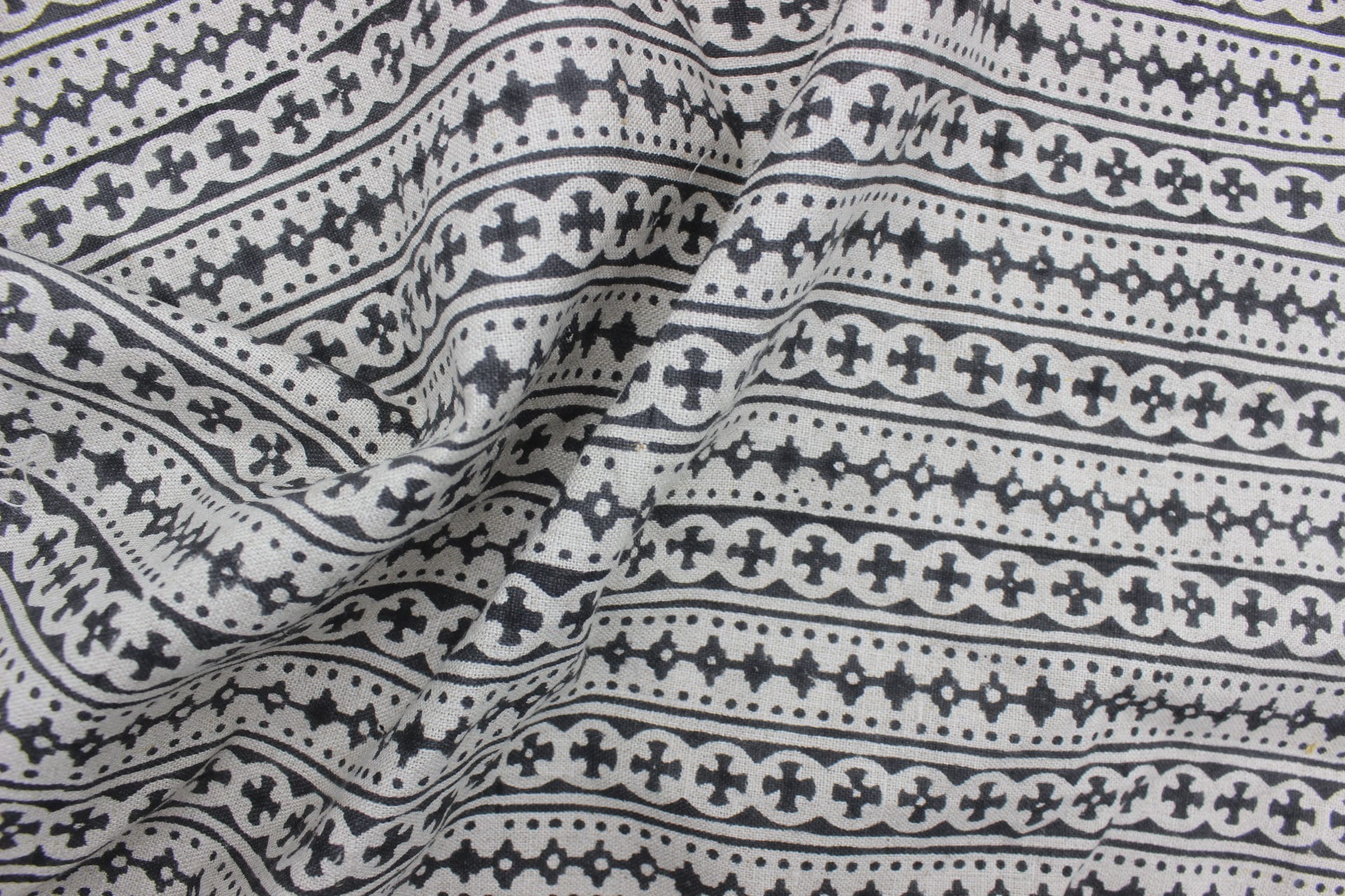 Hand Block Print, Pure Linen, Indian Fabric, Sofa Cushion Fabric, home décor, traditional fabric, Linen fabric - DOJI