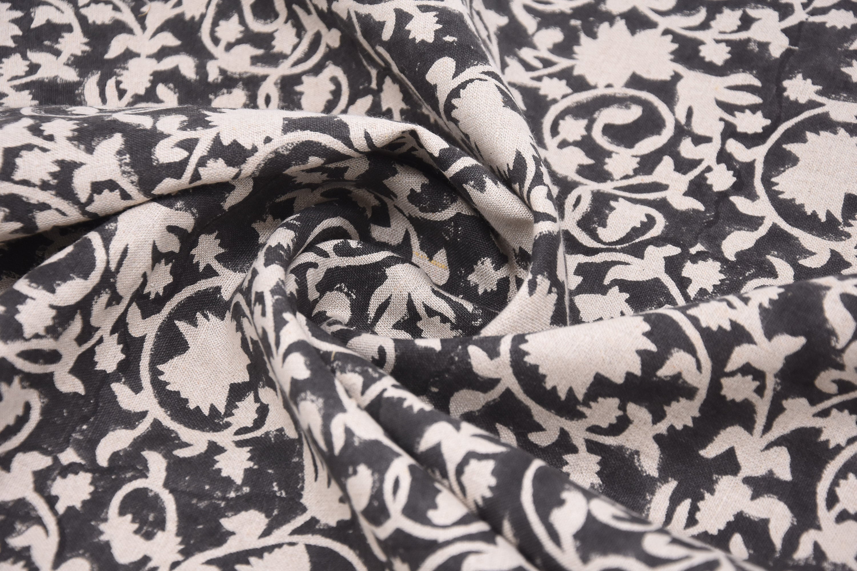 Block print thick linen fabric 58" Wide, Indian floral fabric, linen by yard, upholstery linen pillow covers - Tishna