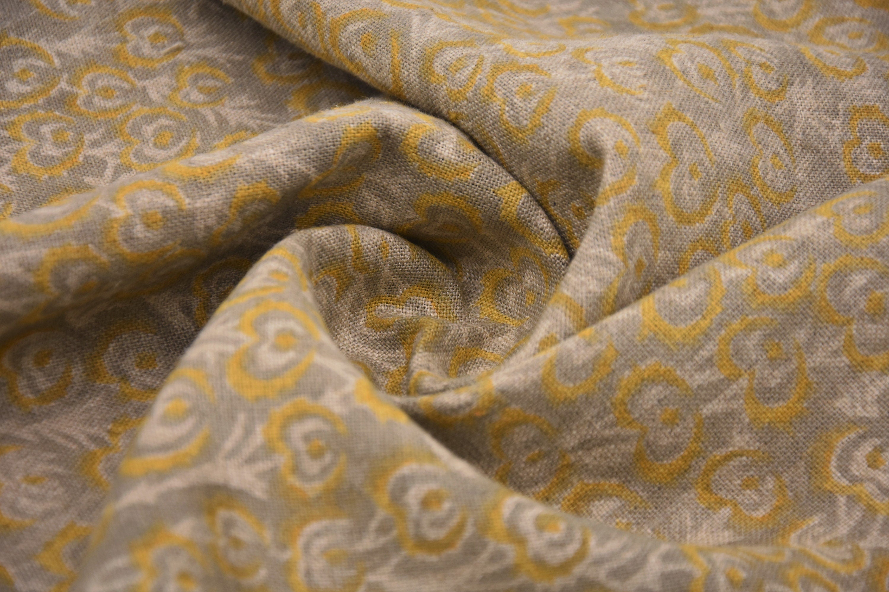 Hand Block Print, Thick Linen 58" Wide, Indian Cushion Cover, Pillow Cover, Sofa and Table Cloth, Heart Print - Heart Vine