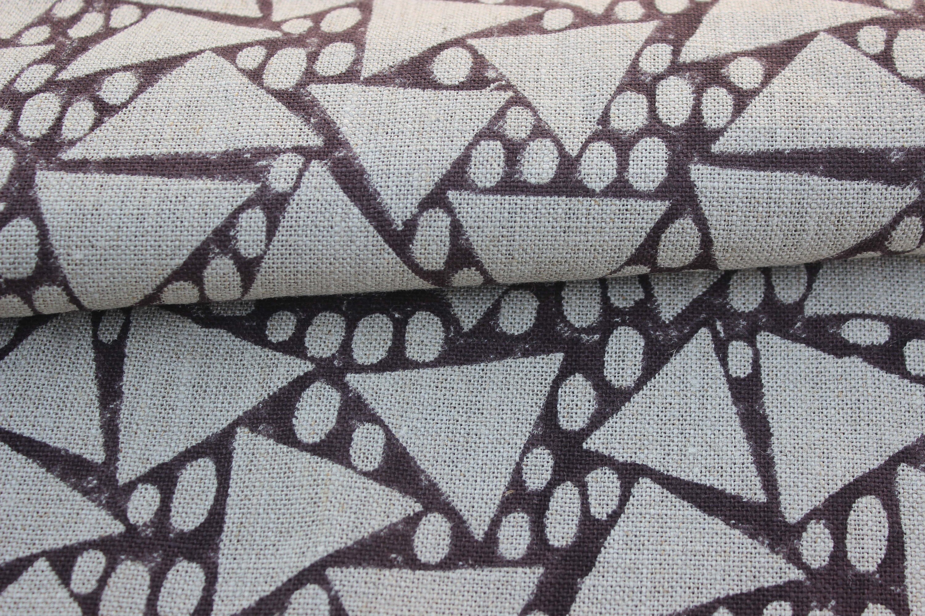 Block Print Linen Fabric, Triangle  Thick Linen Geometrical Triangle Design, Heavy Weight, Handloom Linen, Farmhouse Linen Pillow Case, Handmade Decor Boho